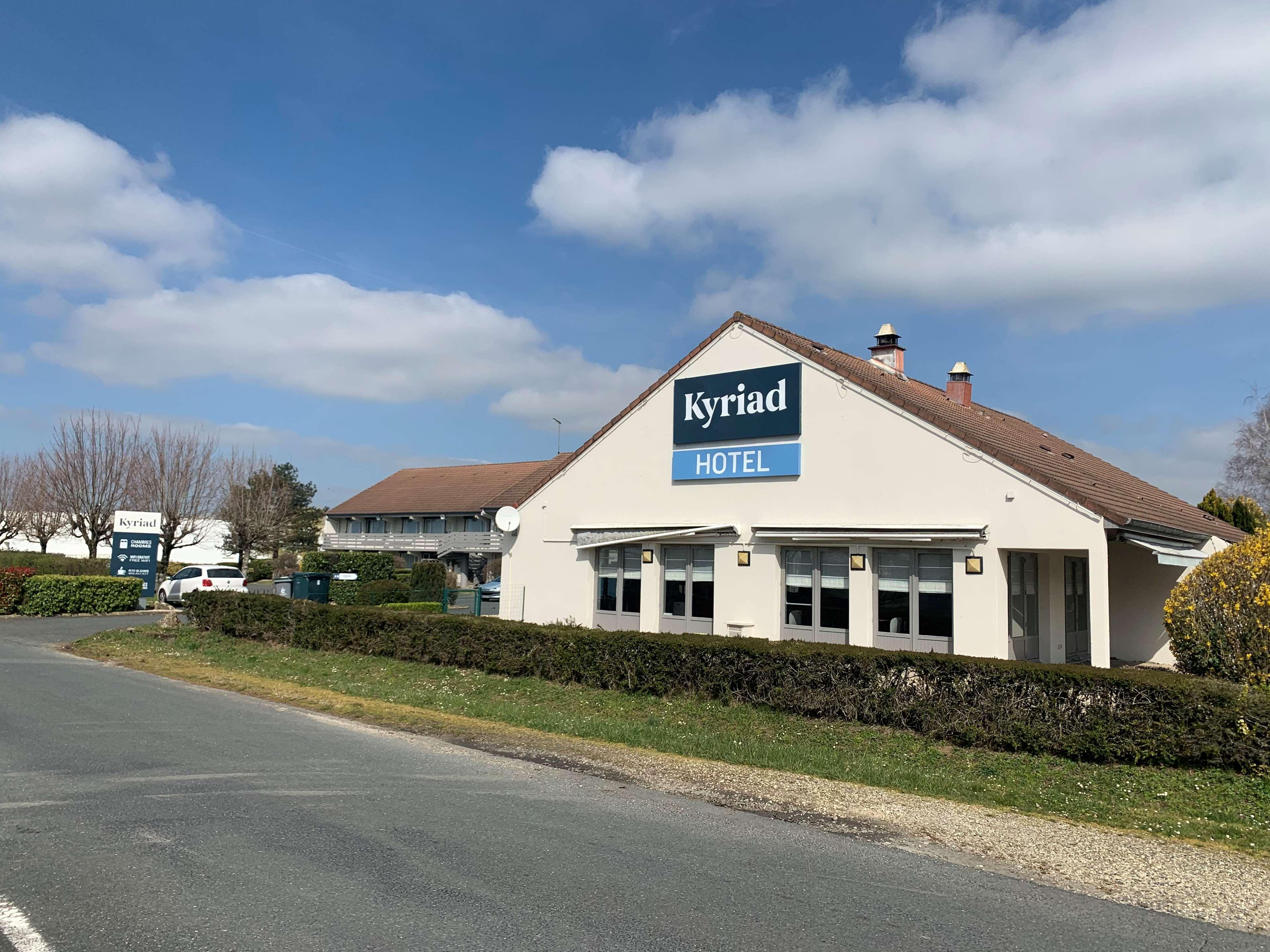 Kyriad Chateauroux - Saint-Maur Kültér fotó